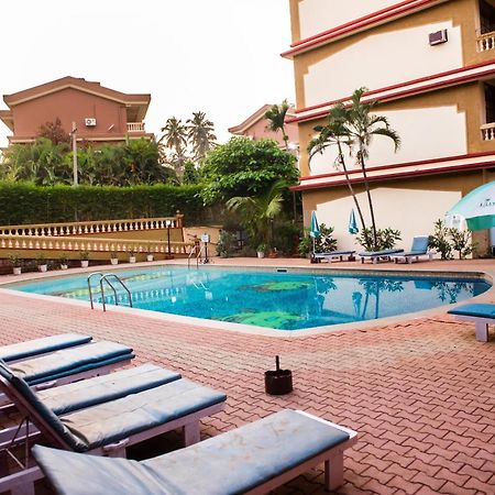 Cherrystay Holiday Resort -Candolim Beach Buitenkant foto